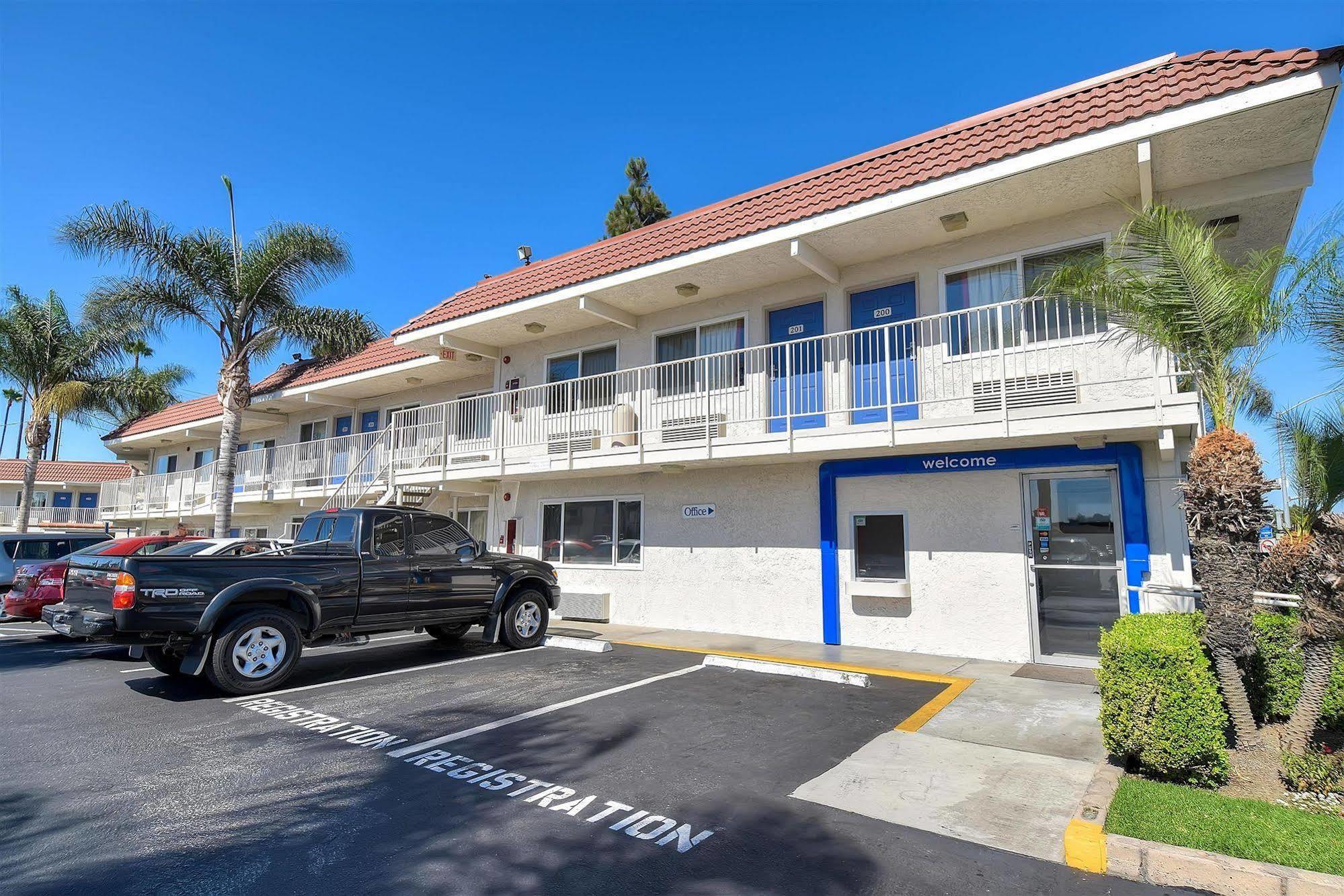 Motel 6-Long Beach, Ca - Los Angeles Ngoại thất bức ảnh