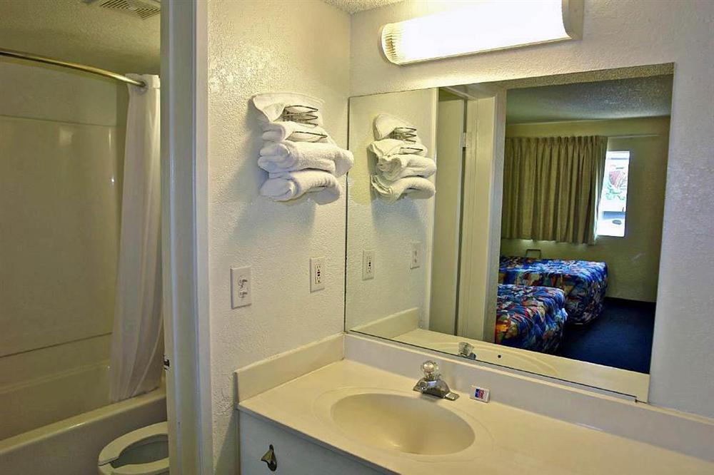 Motel 6-Long Beach, Ca - Los Angeles Phòng bức ảnh
